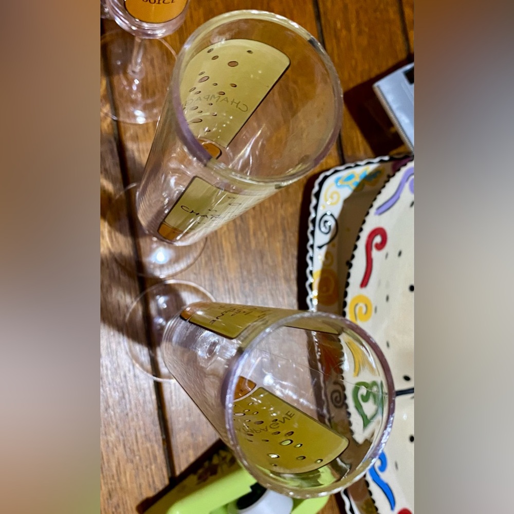 Champagne & Orange Juice Acrylic Champagne Flutes - Set of 4 - Picture 8 of 11